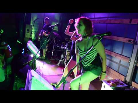 Mistral - Highway to hell