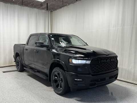 2025 Ram 1500 Big Horn 4x4 Crew Cab 5'7" Box in Black for sale at Park Mazda in Sherwood Park, AB