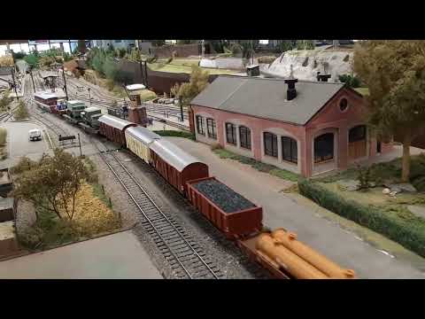 DR Güterzug auf der Spur 0 Anlage der ARGE Große Modellbahnen Weser-Ems.