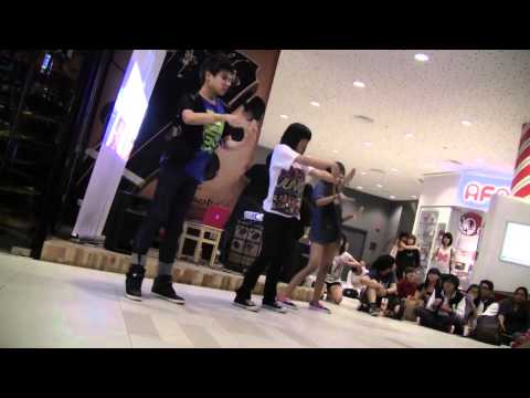 120224 KPOP Dance Off Vol 15 - SNSD : Mr Taxi