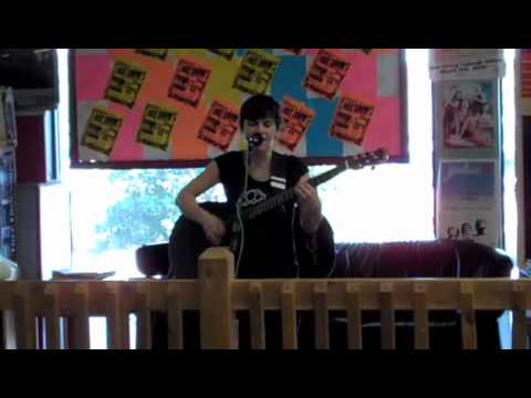 Kaki King "Death Head" first time acoustic at CD World Eugene 5/16/10