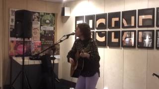 Martha Wainwright - Some People (live and acoustic at Big Dipper record store, Oslo, 2012)