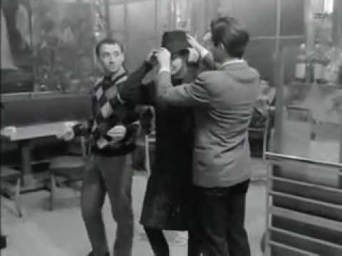 Jean Luc Godard - Bande A Part (1964) Dance Scene (Original Music)