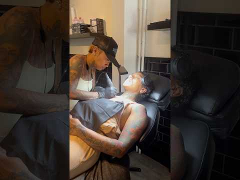 She is definitely a 🐦‍🔥#fenix #tattoo #artist #songwriter Jenny Cabral