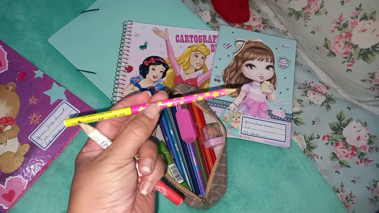 Watch Now Material escolar da Yas.....Livros e cadernos do 1 ano ensino fundamental Material escolar da Yas.....Livros e cadernos do 1 ano ensino fundamental