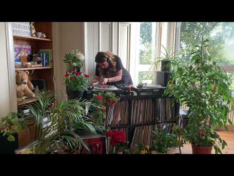 Rebecca Vasmant - Forty Five Queens: 20 September 2020