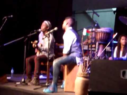 TEDDY PREZEAU ft NONO - Malagasy