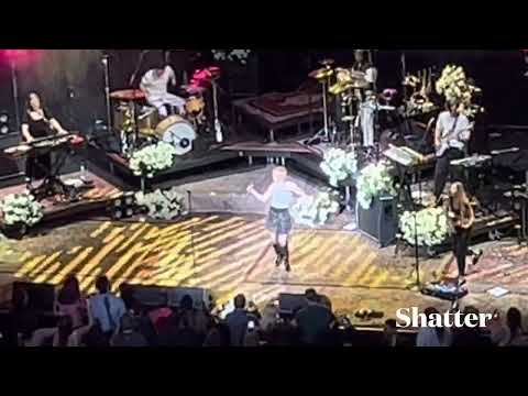 Maggie Rogers “Shatter” Radio City Music Hall 2-15-23