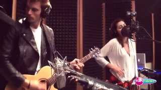 Celeste Buckingham feat. King Shaolin - Láska na vlásku (live@Fun radio)