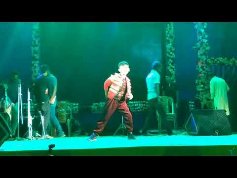 Hrithik_Roshan_Full_Dance_Performance||cover by Ariki