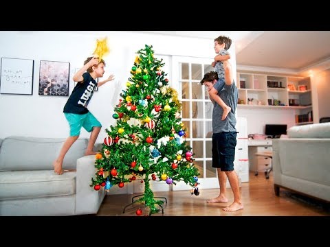 KIDS PLAY with DIY CRISTMAS TREE