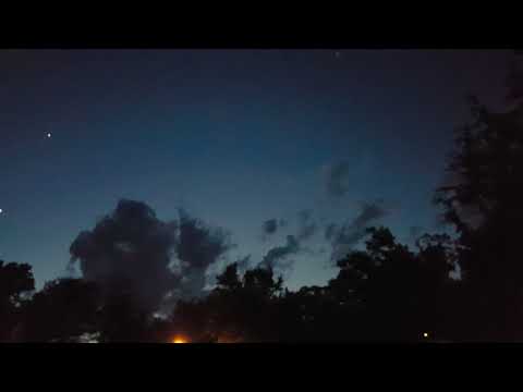 That's the planet Venus next to the moon !