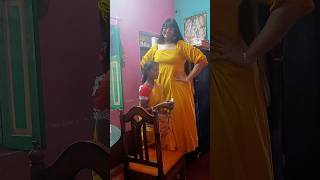 Download lagu Most viral tall girl #youtubeshorts #tallgirl #funny #viralvideo #tall #longhairstyles mp3