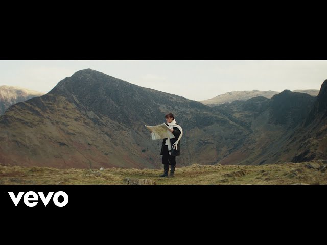  Grounded By Gravity - Emilia Tarrant