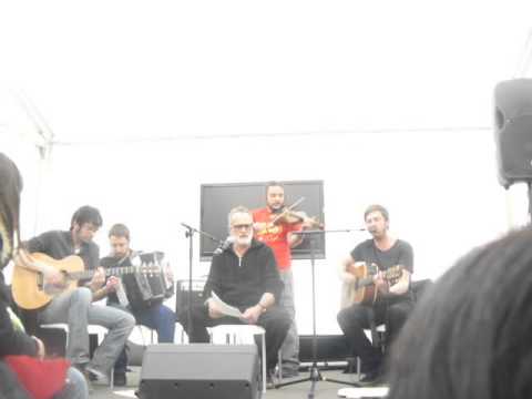 Les hurlements d'Léo + Moynot à l'Escale du livre 2013