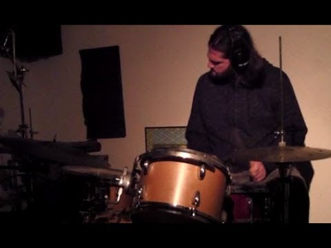 Wake 'N Break No. 1359 - Flam Tap Groove w/ Four On The Floor | Andrew McAuley (KindBeats)