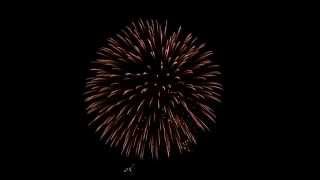 preview picture of video 'Chanhassen Fireworks July 4th 2013 Part 2'