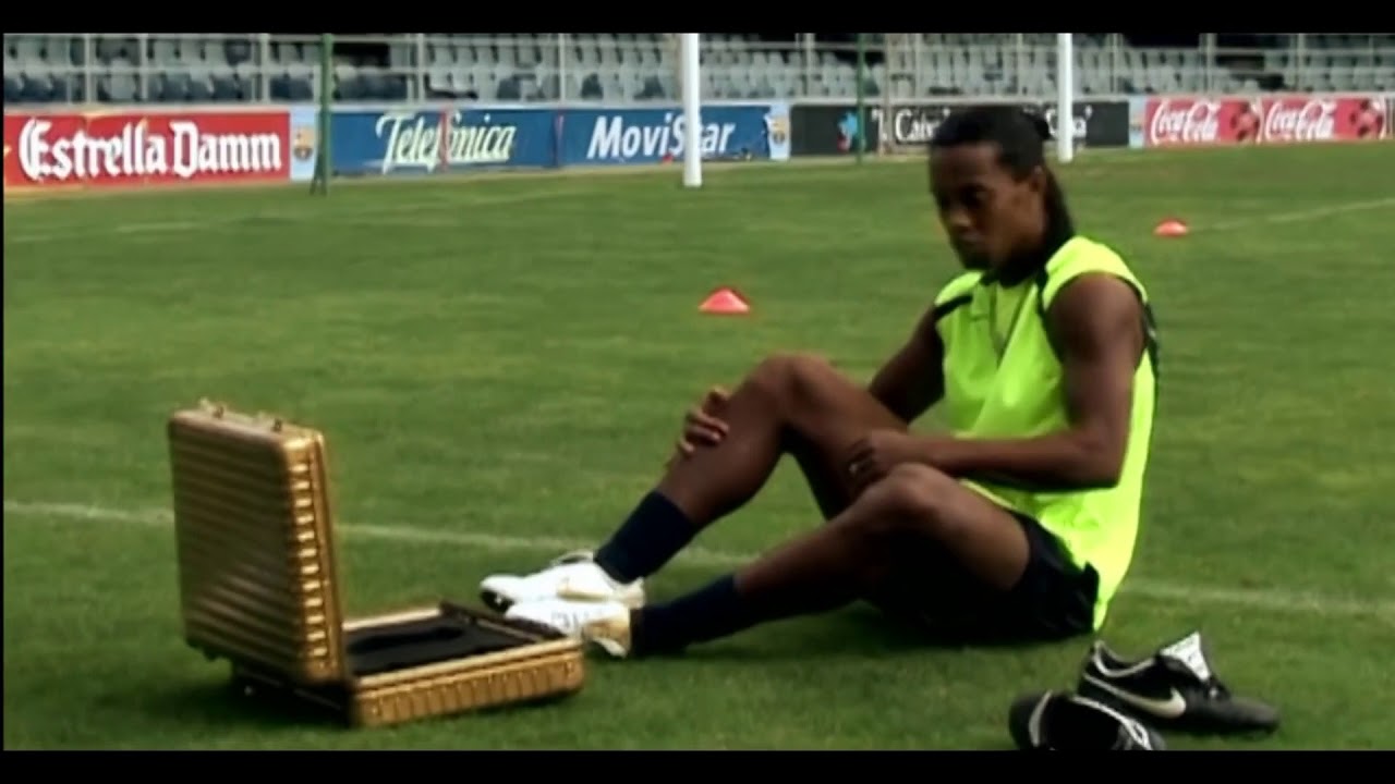 Nike Football Presents: Ronaldinho Crossbar - YouTube