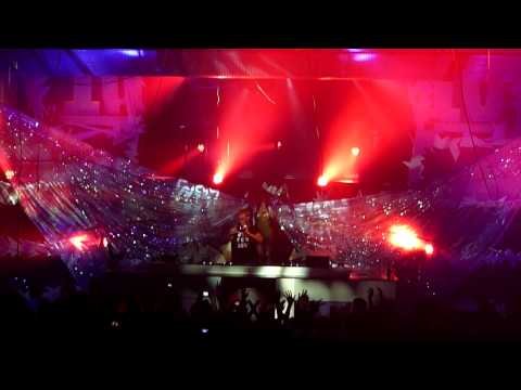 Armin van Buuren @ Matrixx Nijmegen - XXclusive 10 Years: Angry Heart Coming Home (Mashup)