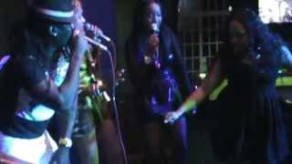 Mayaro The Band covers 'Blurred Lines' (Robin Thicke)