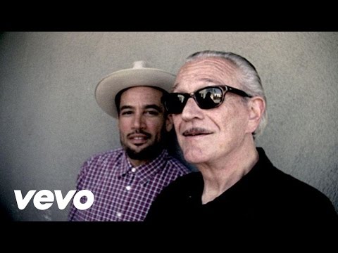 Ben Harper with Charlie Musselwhite - Crossing Paths (Vignette 1)