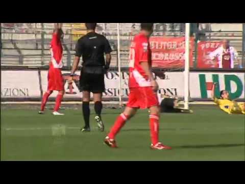 Grosseto 2-0 Frosinone 02/10/2010 2010-11 - 7°