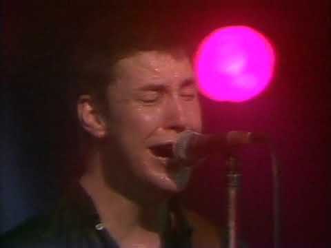 Sunnyboys - Alone With You (Official Music Video)