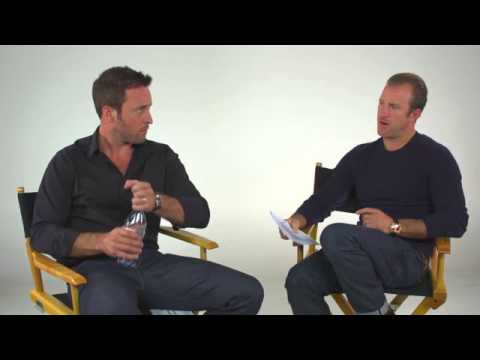 Alex O'Loughlin and Scott Caan Answer Fan Questions