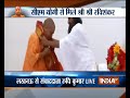 Ram temple issue: Sri Sri Ravi Shankar meet Yogi Adityanath in Lucknow