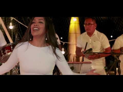 Medley Celia Cruz EN VIVO!! - Segovia Orquesta ft. Kate Candela l Salsa Tour Huanchaco