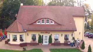 preview picture of video 'Drohnenflug Schloss Cafè Schöneiche [HD]'