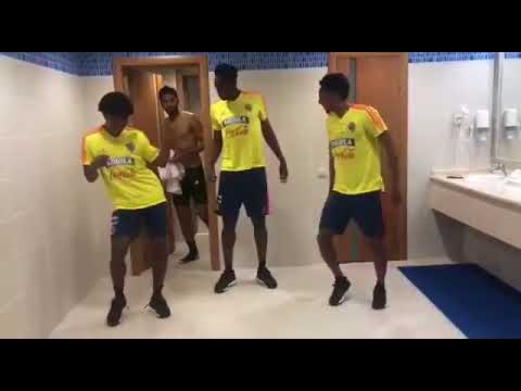 Selección Colombia bailando (Salsa Choke) - Yerri Mina, Cuadrado y Monjica