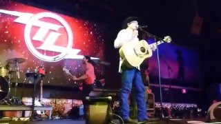 Tracy Lawrence - I Threw the Rest Away (Houston 12.11.15) HD