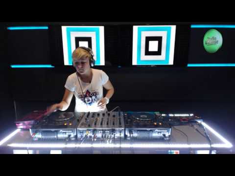 Live @ Radio Intense 03.07.2013 - IRA' (We Love EDM 010)