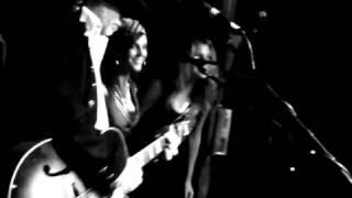 49 Tons - Fred Eaglesmith &amp; Ginn Sisters Ace&#39;s Bradenton Jan 15, 2011