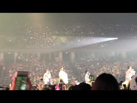 180805 WANNA ONE World Tour in BANGKOK - Lai kuan lin