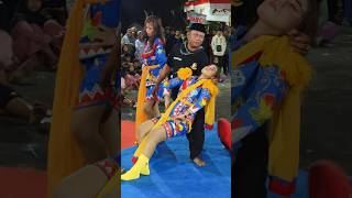 Download lagu PENYEMBUHAN NDOLALAK 👹SUBSCRIBE YA#shorts#ndolalak#jaranan#keseniantradisional#kesurupan#devamuzaki mp3