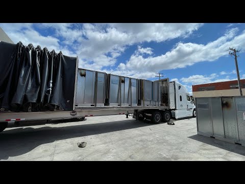 10 reasons to choose flatbed conestoga trailer