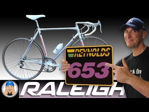 Retro Raleigh 653 Race Road Bike Restoration