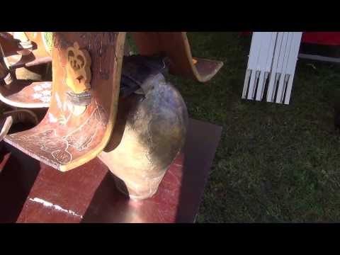 IL CAMPANACCIO PER LA PECORA : FIERA  DELLA PECORA SAMBUCANA A VINADIO (CN) 27 - 10 - 2013.