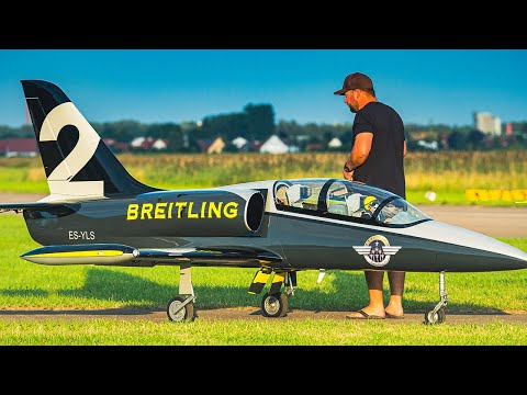 XXXL GIGANTIC RC L-39 77KG ALBATROS TURBINE JETS  FORMATION FLIGHT