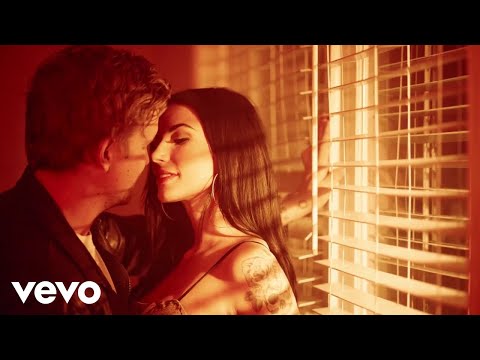 Levi Hummon - Bottled Up (Official Visualizer)