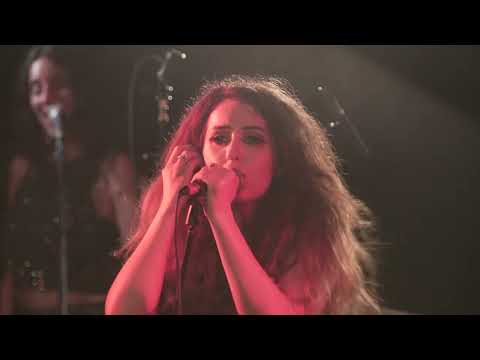 I've got the music in me  ( Cover Kiki Dee ) Mid life Crisis au New Morning le  01 06 2023