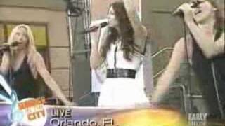 Katharine McPhee performs "Not Ur Girl" on The Early Show