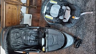 Chicco Viaro Quick Fold Travel System, Includes Infant Car Seat and Base, Stroller and Car Seat Comb