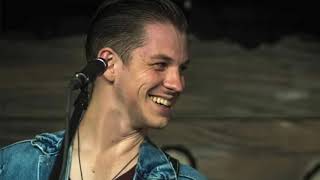 L.D. Bell Alum and The Voice Artist Michael Lee