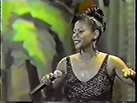 MI SALSA Buscando al Sonero