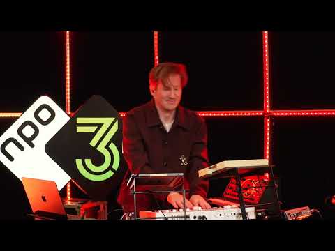 Quentyn - I Wanna Know (+ Saxophone)  Live at 3FM / 3voor12 Radio (Preview)