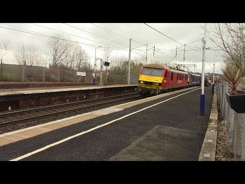 90036 & 90024: 6S94 Dollands Moor to Irvine china clay at Carluke 13/4/16