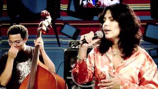 Patty Ascher canta "A night in Tunisia" no Estúdio Showlivre 2011